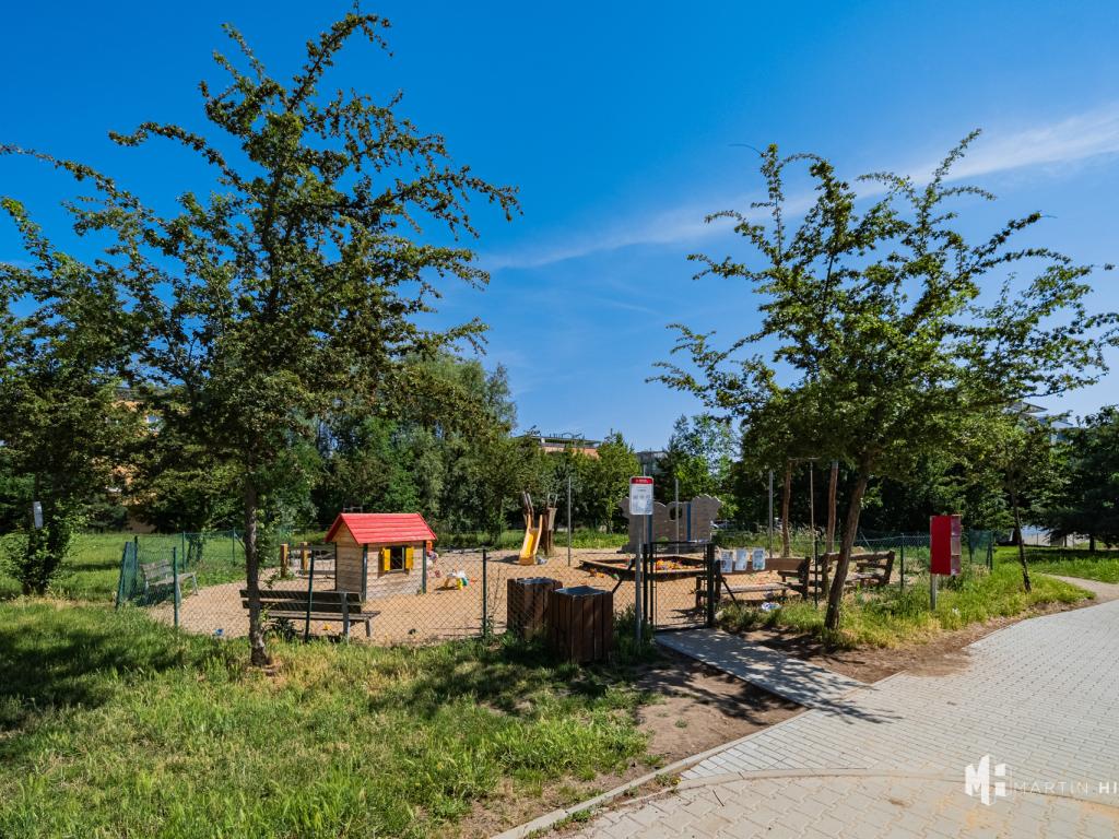 Pronájem bytu 3+kk 72 m2, Praha – náhled fotky 24