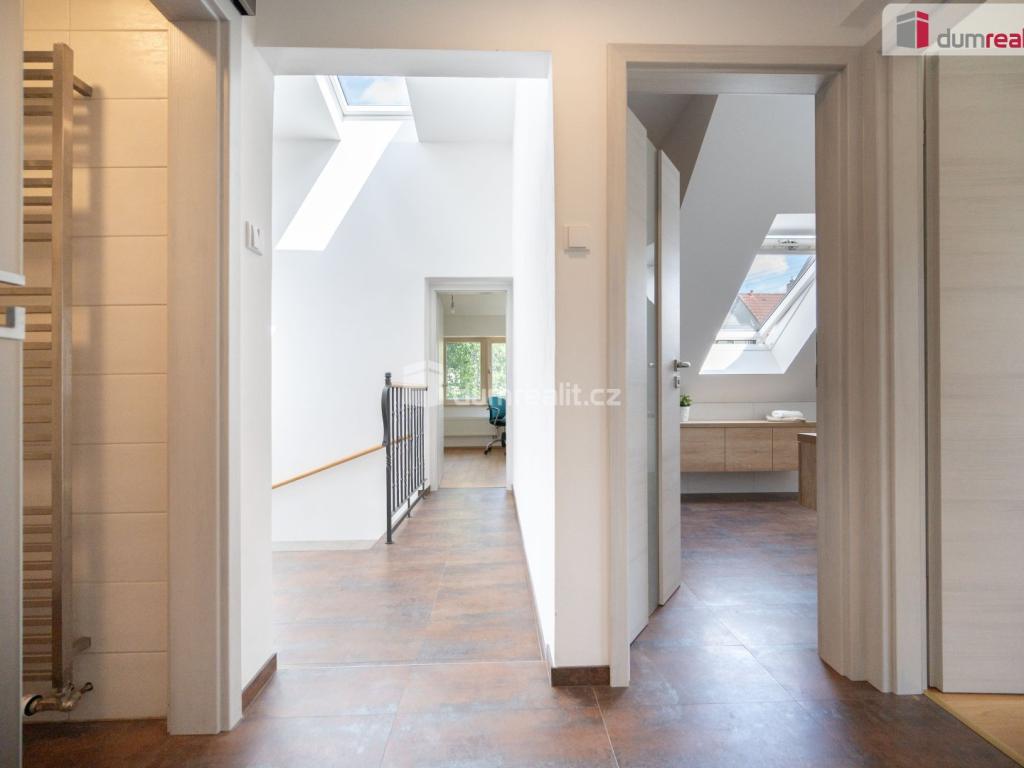 Prodej domu 224 m2, Praha – náhled fotky 29