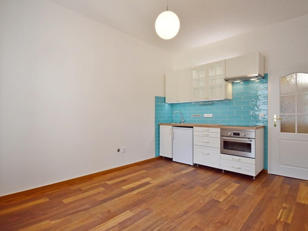 Pronájem bytu 1+kk 23 m2, Praha – náhled fotky 9
