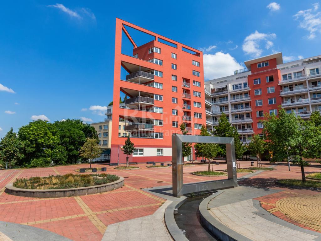 Pronájem bytu 2+kk 65 m2