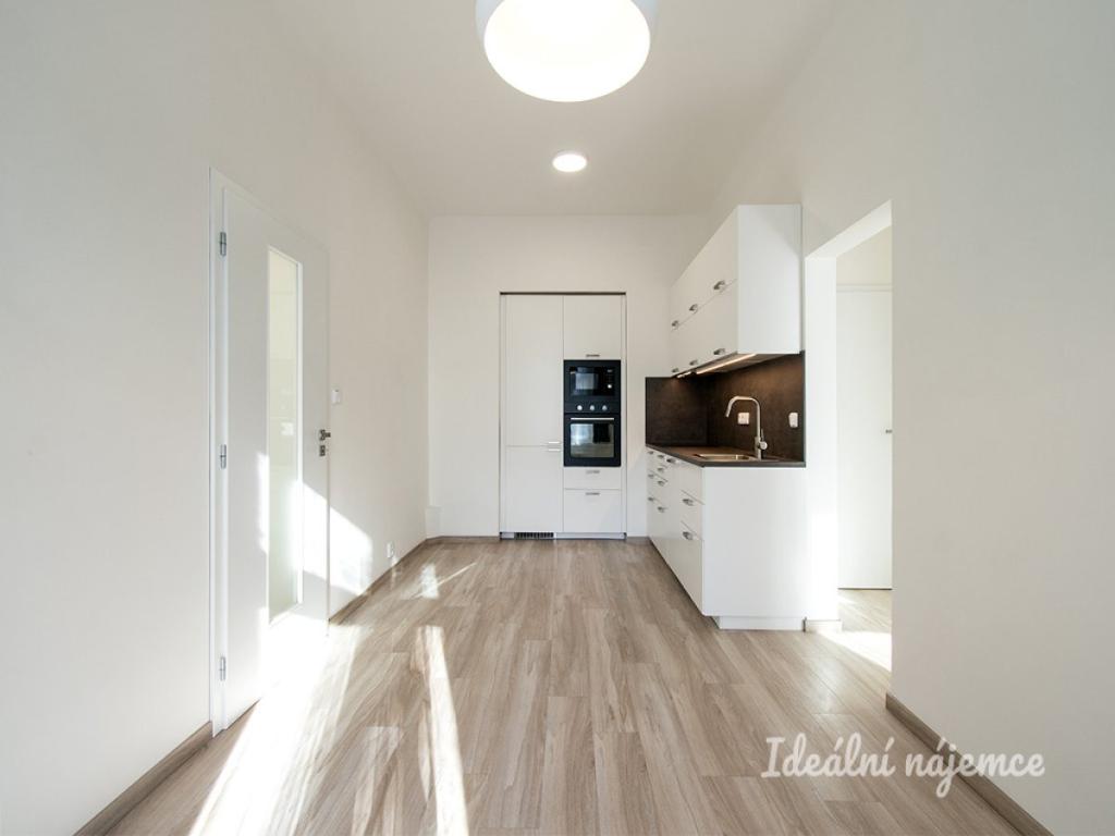 Pronájem bytu 2+kk 40 m2