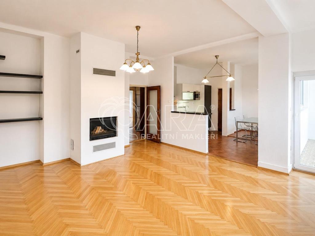Pronájem bytu 3+kk 111 m2