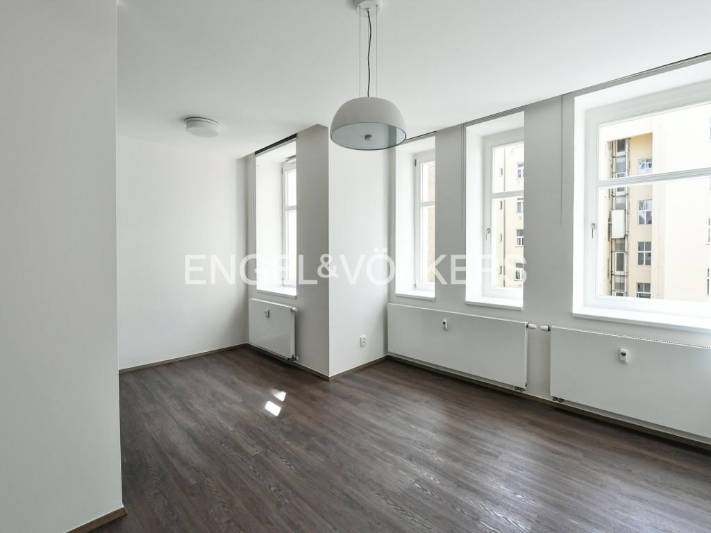 Pronájem bytu 1+kk 30 m2