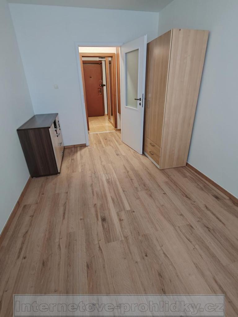 Pronájem bytu 2+kk 48 m2, Kladno – náhled fotky 2