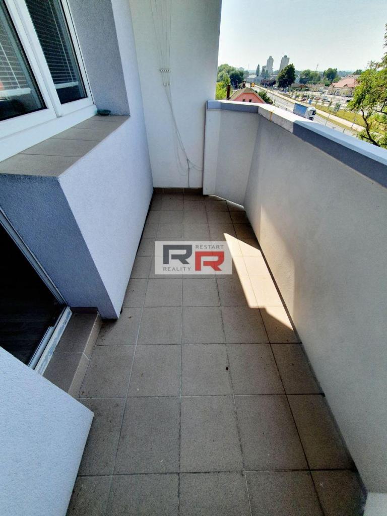 Pronájem bytu 2+1 53 m2
