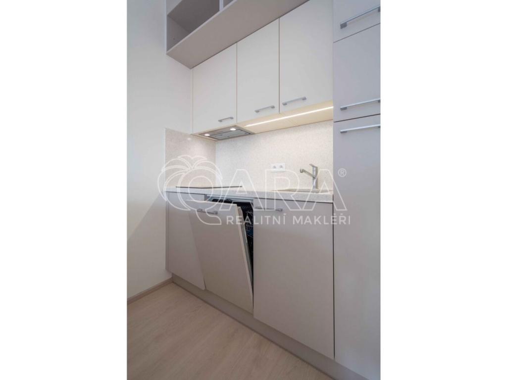 Pronájem bytu 1+kk 30 m2