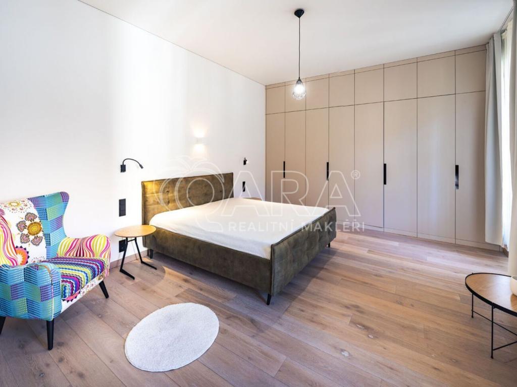 Pronájem bytu 3+kk 123 m2, Praha – náhled fotky 8