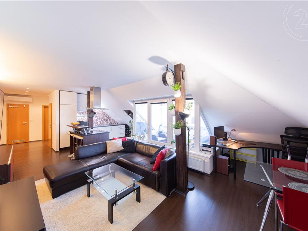 Pronájem 2+kk, Olomouc - U podjezdu, 16000 Kč, 86