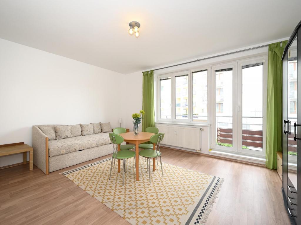 Pronájem bytu 1+kk 34 m2