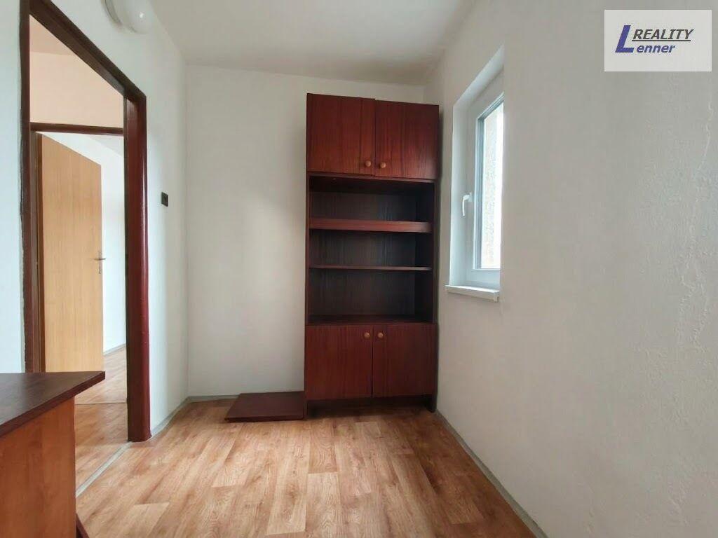 Pronájem bytu 3+1 99 m2, Příbram – náhled fotky 11