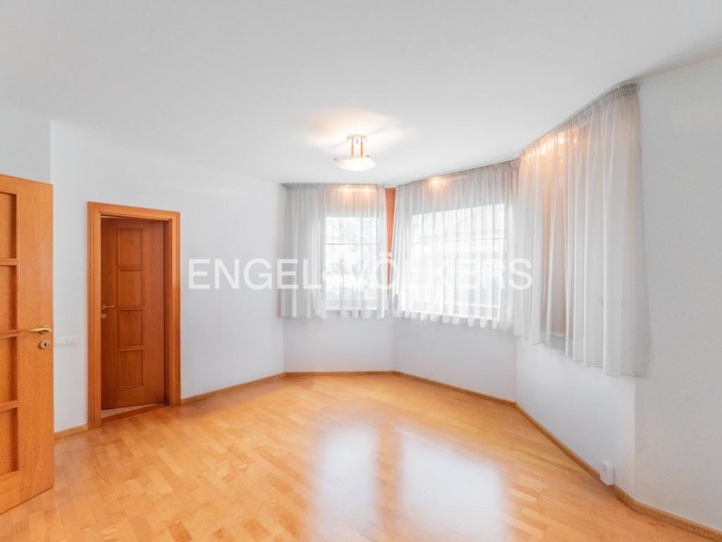 Pronájem domu 440 m2, Praha – náhled fotky 8