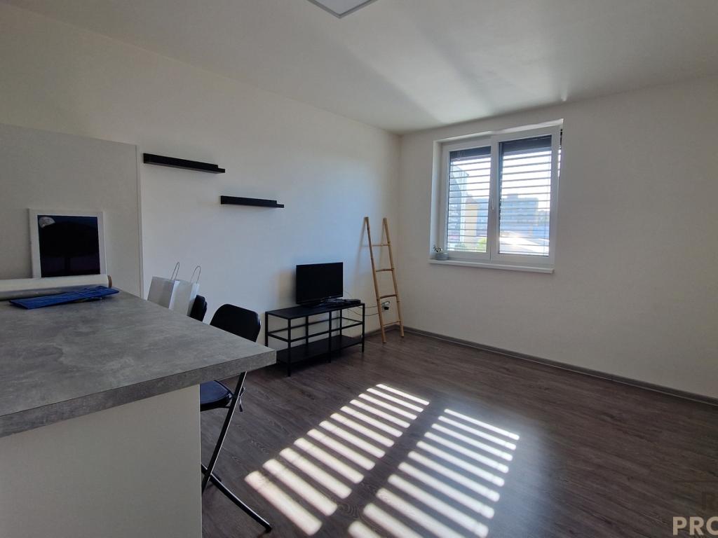 Pronájem bytu 2+kk 55 m2