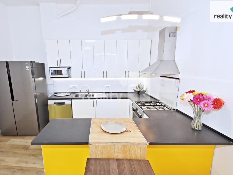 Pronájem bytu 5+kk 105 m2