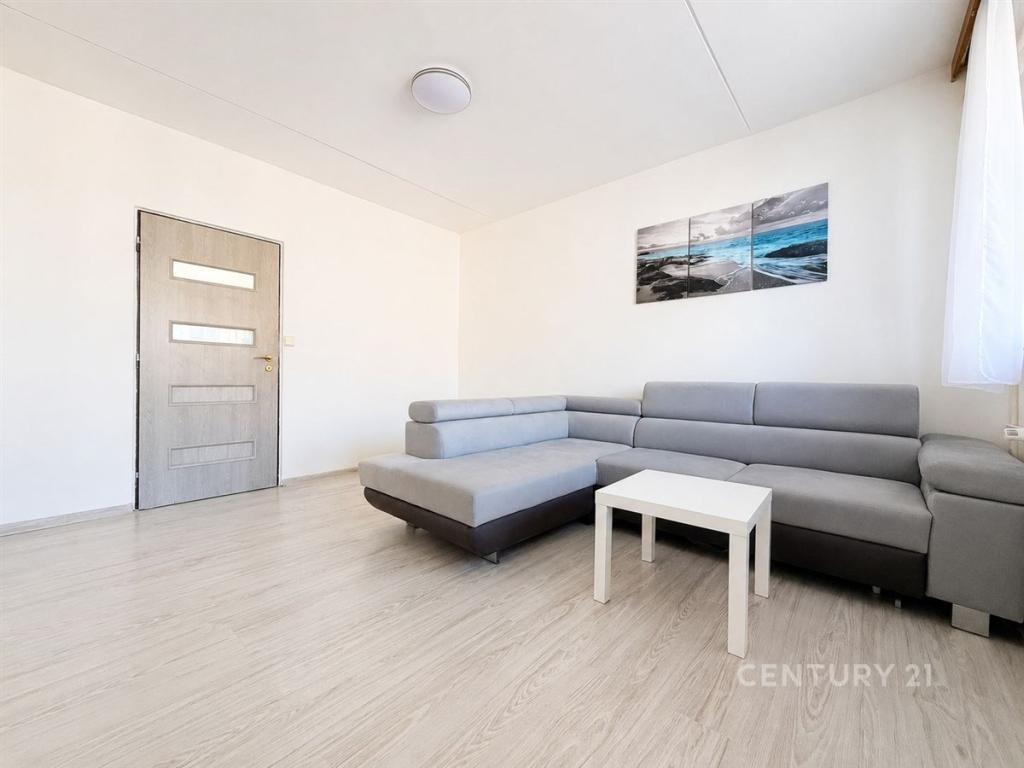 Pronájem bytu 2+1 56 m2
