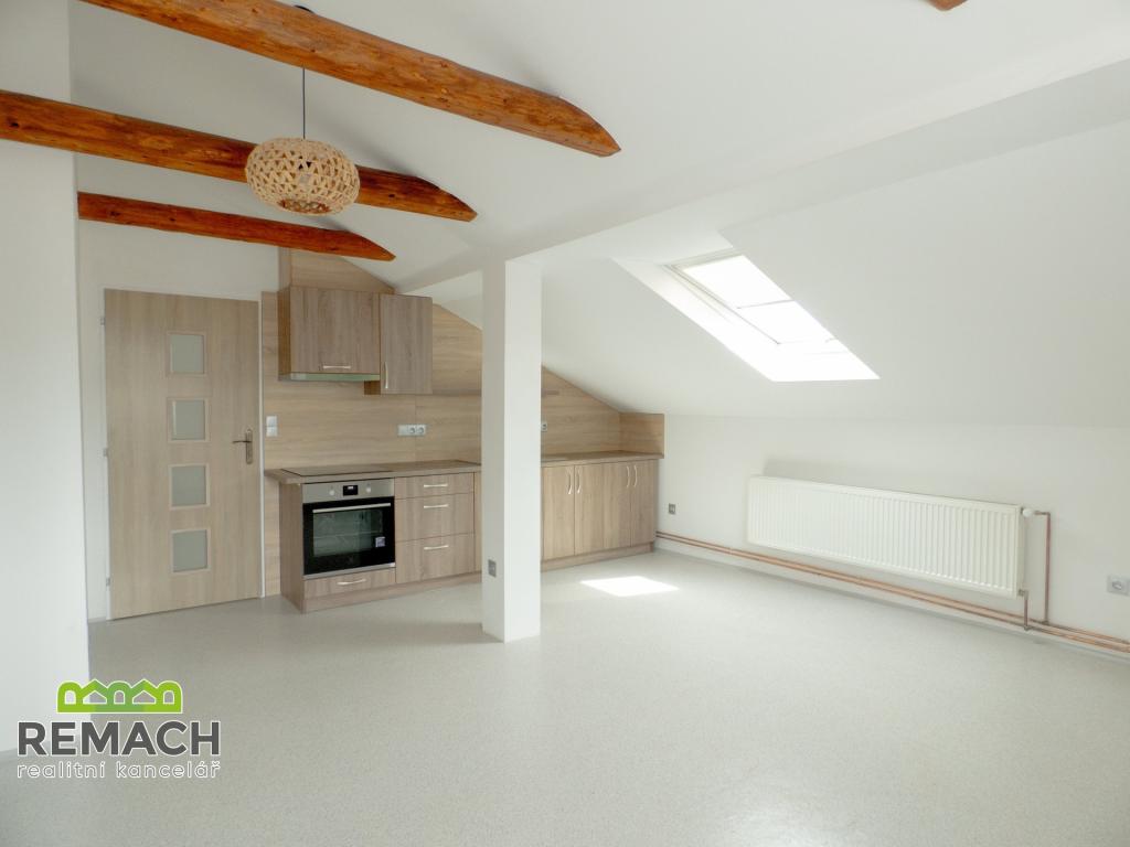 Pronájem 3+kk, Náchod - Kladská, 12500 Kč, 59 m2