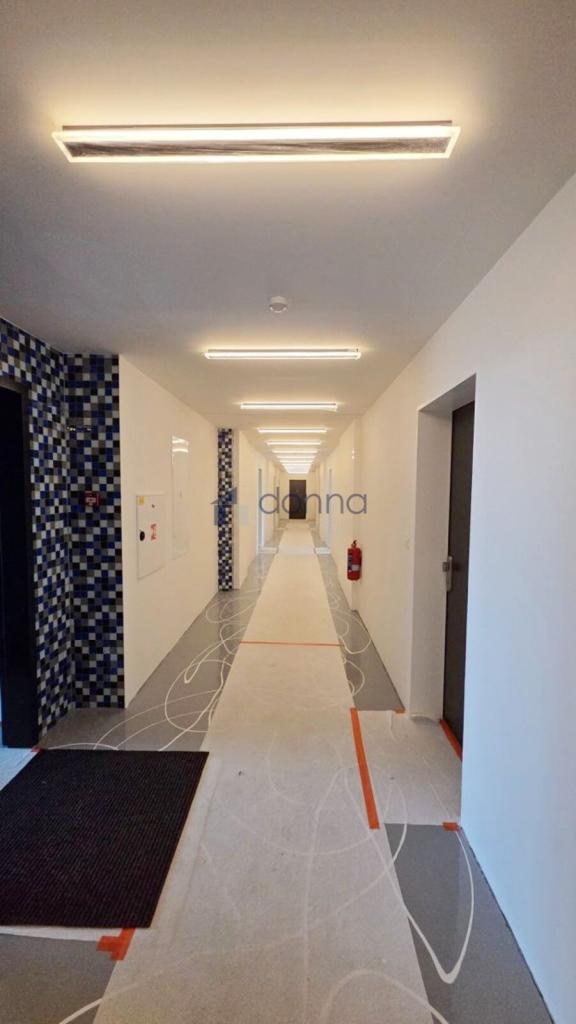 Pronájem bytu 1+kk 28 m2, Praha – náhled fotky 10