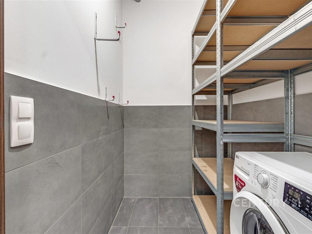 Pronájem bytu 2+kk 59 m2, Praha – náhled fotky 13