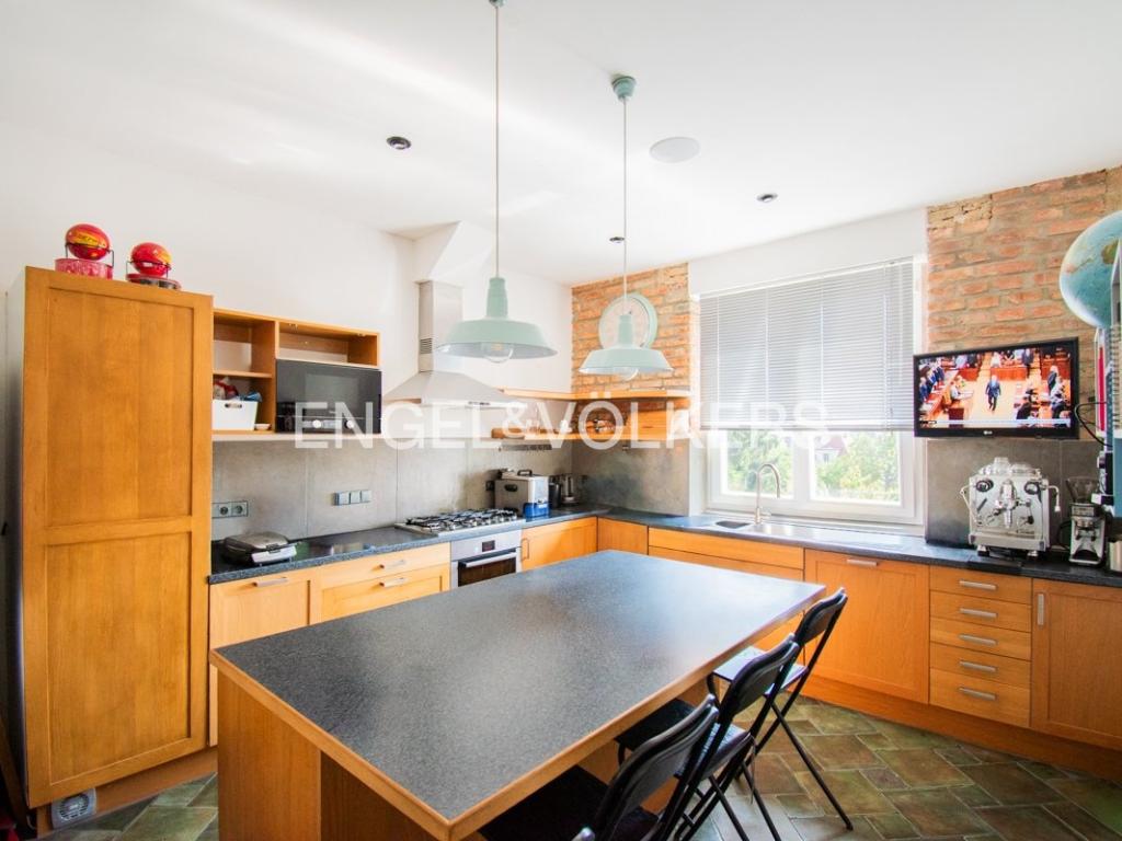 Pronájem domu 360 m2
