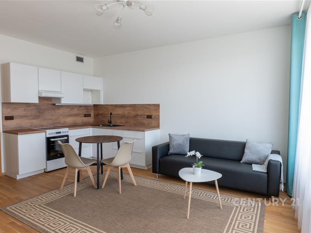 Pronájem bytu 2+kk 62 m2
