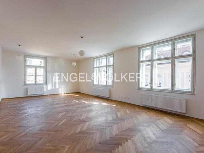 Pronájem bytu 2+kk 101 m2