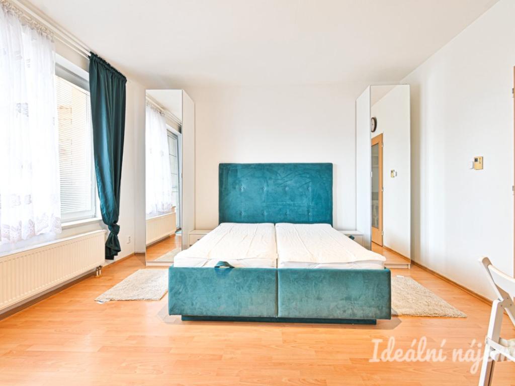 Pronájem bytu 1+kk 38 m2