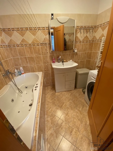 Pronájem bytu 3+kk 112 m2
