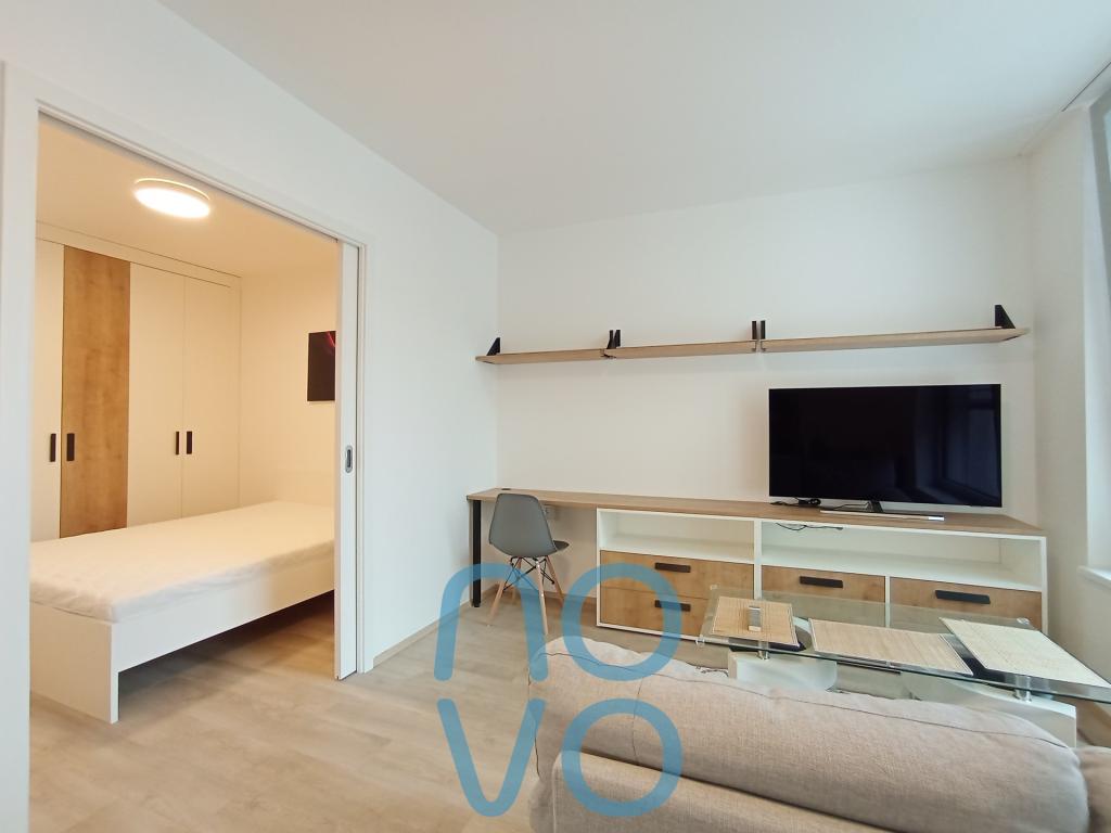 Pronájem bytu 2+kk 37 m2