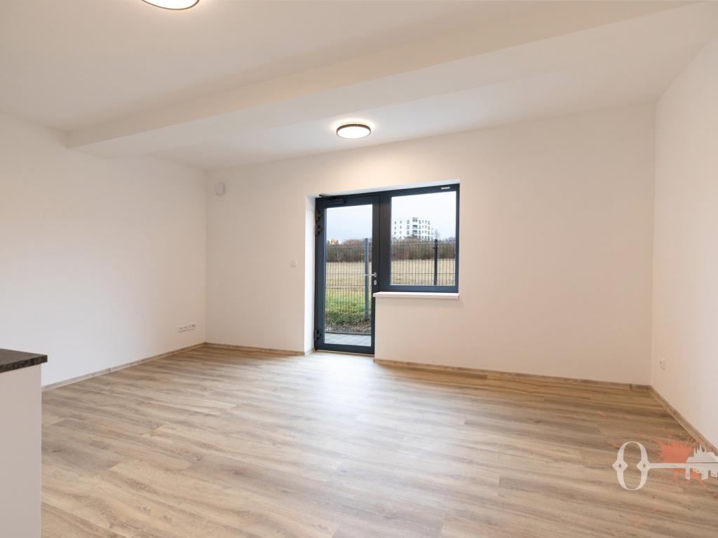 Pronájem bytu 1+kk 32 m2