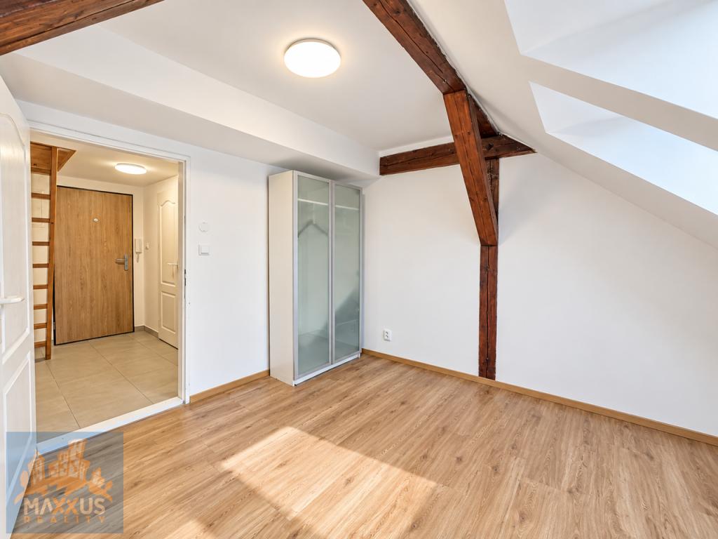 Pronájem bytu 2+kk 62 m2