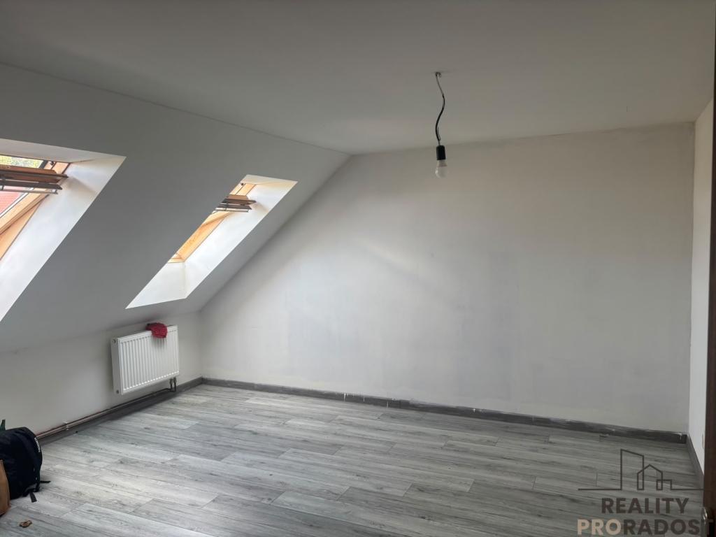 Pronájem bytu 4+kk 90 m2
