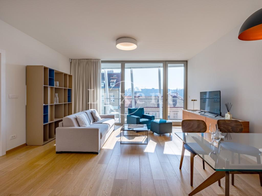 Pronájem bytu 2+kk 62 m2
