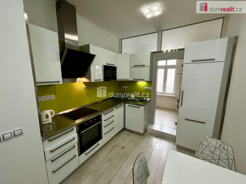 Pronájem bytu 1+1 38 m2