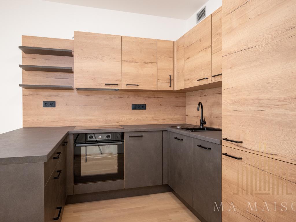 Pronájem bytu 2+kk 58 m2