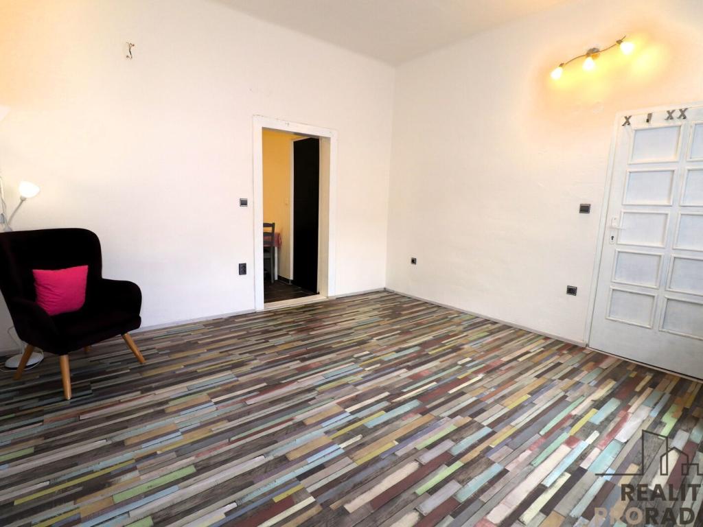 Pronájem bytu 1+1 30 m2