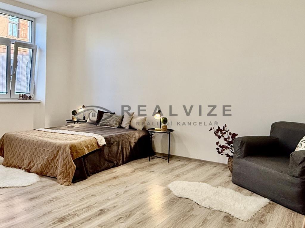 Pronájem bytu 1+kk 36 m2