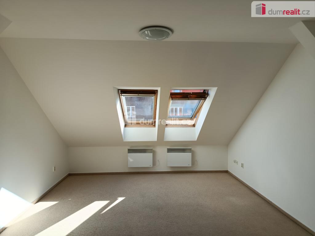 Pronájem bytu 1+kk 26 m2