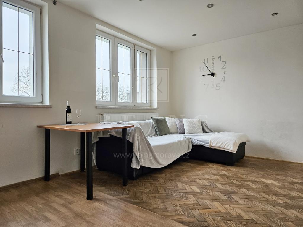 Pronájem bytu 3+kk 60 m2