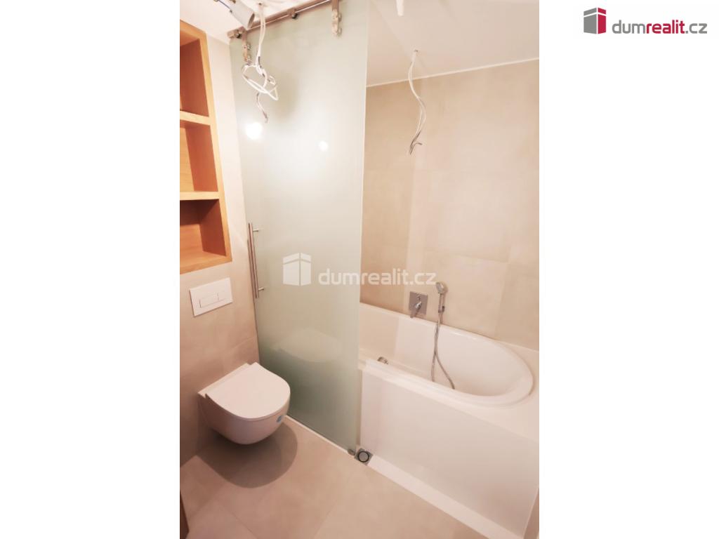 Prodej domu 378 m2, Praha – náhled fotky 15
