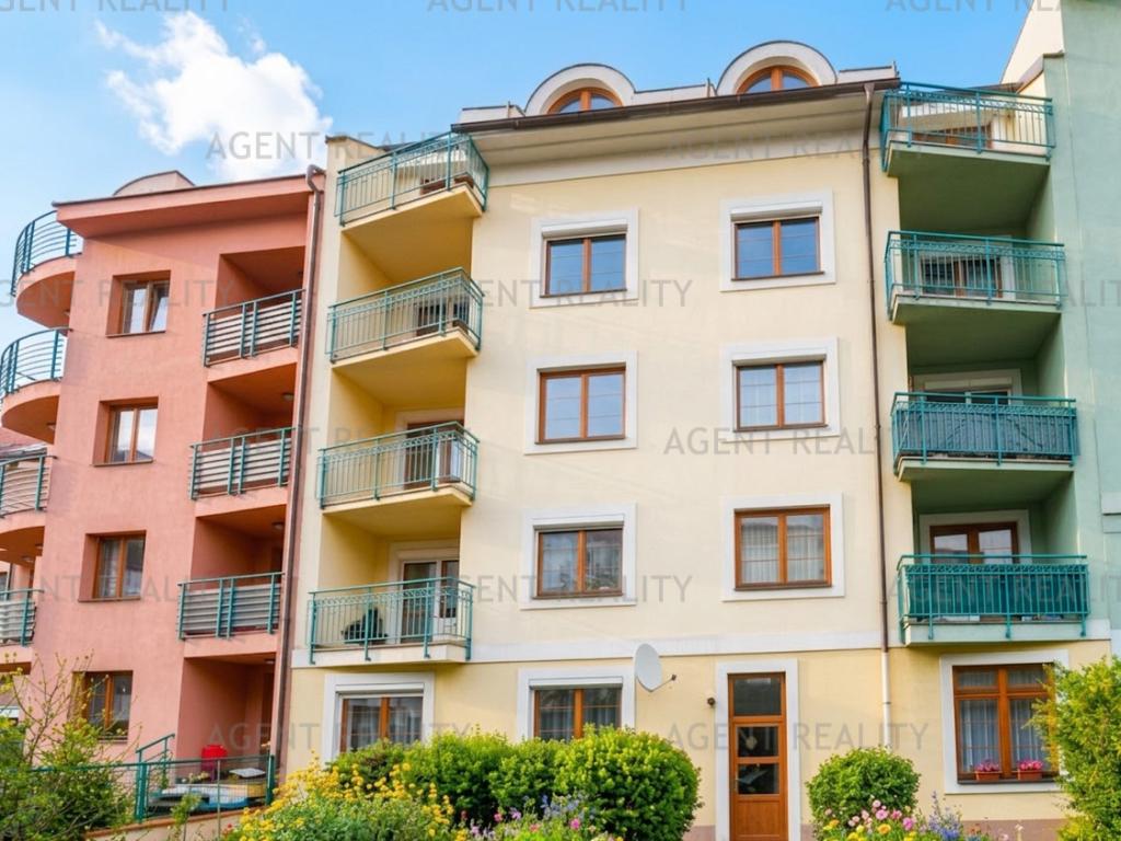Pronájem bytu 2+kk 57 m2