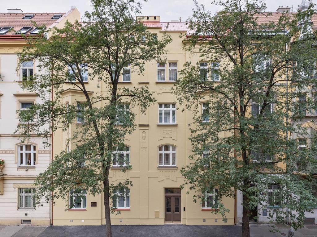 Pronájem bytu 1+kk 43 m2, Praha – náhled fotky 20