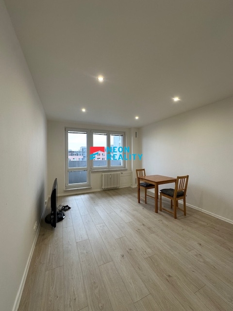 Pronájem bytu 1+kk 29 m2