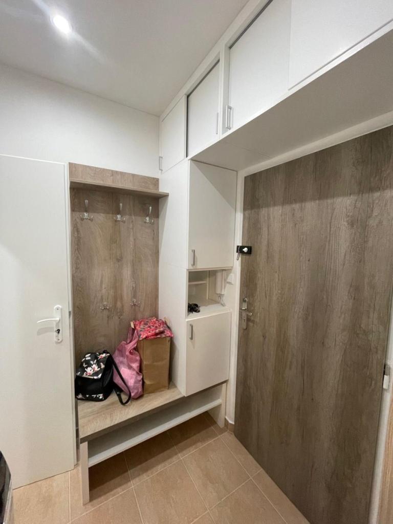Pronájem bytu 1+kk 27 m2