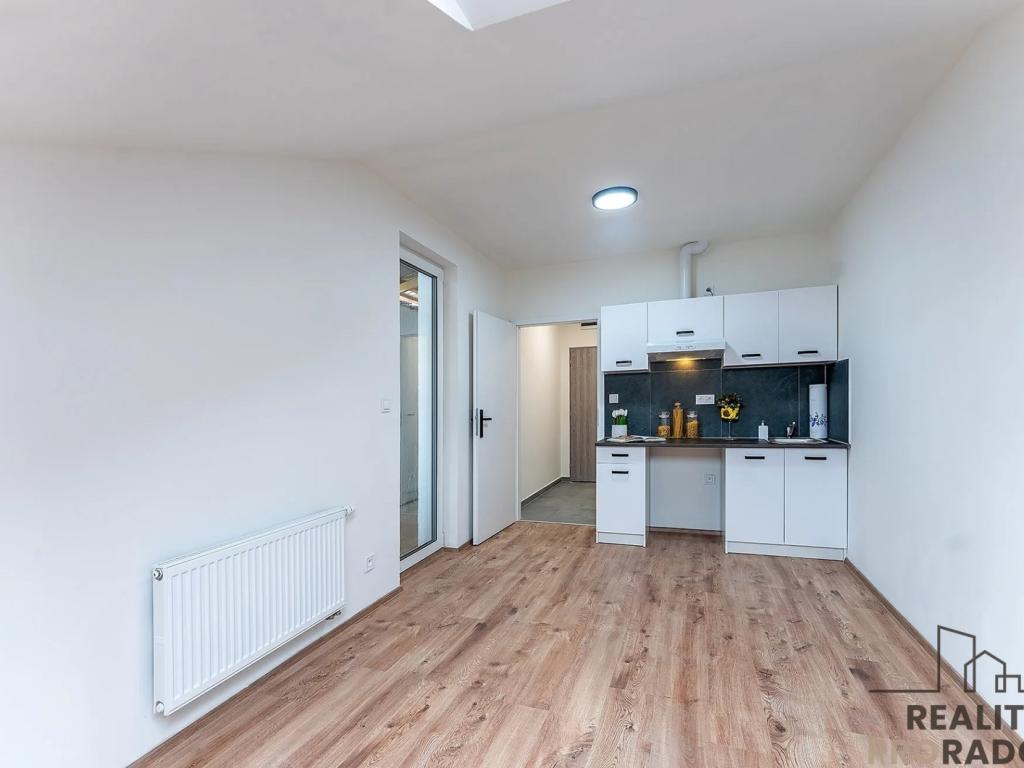 Pronájem bytu 1+kk 22 m2