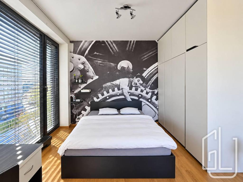 Pronájem bytu 1+kk 47 m2, Praha – náhled fotky 6