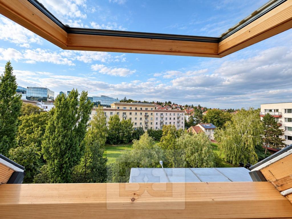 Pronájem bytu 4+kk 99 m2, Praha – náhled fotky 23