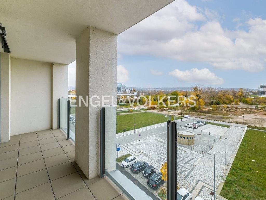 Pronájem bytu 2+kk 63 m2