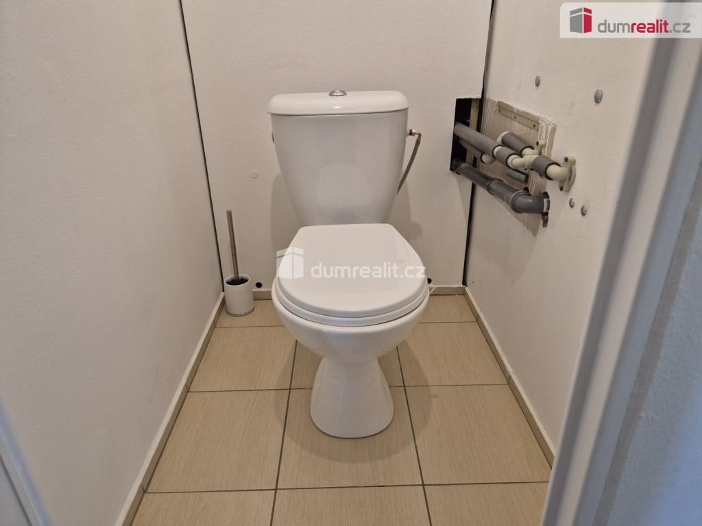 Pronájem bytu 2+kk 44 m2, Velešín – náhled fotky 9