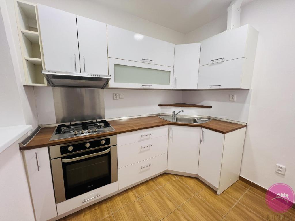 Pronájem 2+1, Šternberk - Radniční, 11500 Kč, 55