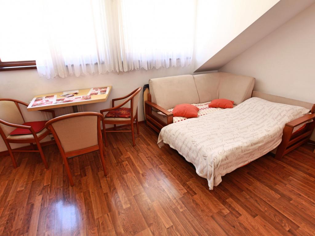 Pronajem bytu 2+kk 60 m2