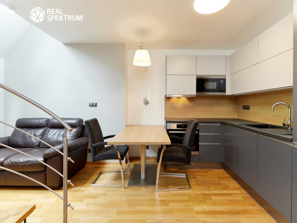 Pronájem bytu 2+kk 53 m2